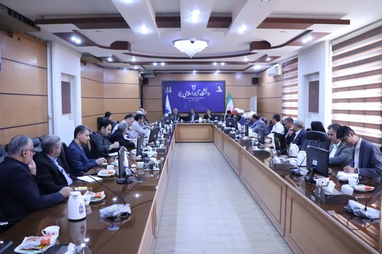 اجرای طرح مهر نشاط و تعالی در دانشگاه آزاد اسلامی یزد با رویکرد بومی‌سازی و کنشگری