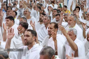 دعای عرفه در صحرای عرفات