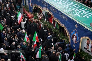 تشییع پیکر شهیدان لاریجانی، سلیمانی و شهدای ناو دنا
