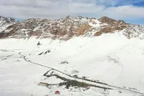 برف جاده‌های اصفهان را سفیدپوش کرد/هشدار برای تردد در نواحی کوهستانی