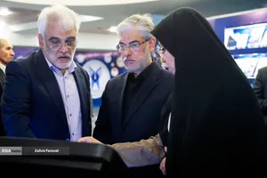 حسین سیمایی صراف وزیر علوم، تحقیقات و فناوری در چهل و سومین سالگرد تاسیس دانشگاه آزاد اسلامی