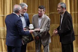 آیین نکوداشت روز فردوسی و ادبیات فارسی همزمان با برنامه &laquo;شاهنامه و هویت ایرانی&raquo;