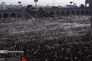 مراسم اقامه نماز بر پیکر امام شهید امت