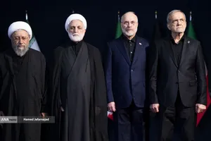 ادای احترام مقامات و مسئولان خارجی به پیکر امام شهید 