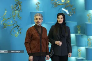 ساناز سعیدی در فتوکال فیلم&zwnj; سینمایی &laquo;پیشمرگ&raquo;