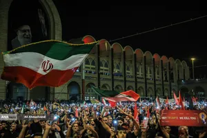 شامگاه نخستین روز وداع با رهبر شهید انقلاب
