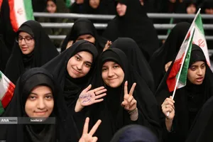 دیدار دانش&zwnj;آموزان و دانشجویان با رهبر معظم انقلاب