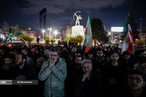 مراسم عزاداری در سوگ رهبر شهید انقلاب - میدان ونک