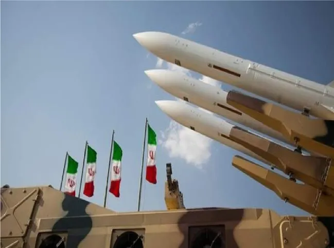 قدرت ایران فراتر از تجهیزات نظامی است/ استقلال سیاسی و تاب‌آوری، دو مؤلفه کلیدی اقتدار ملی