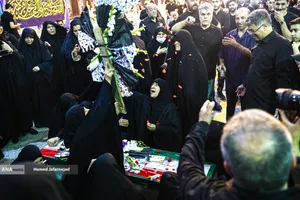 تشییع و خاکسپاری شهدای حملات رژیم صهیونیستی در قطعه42 بهشت زهرا(س)