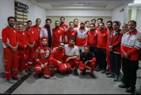 امدادگران هلال احمر میزبان بازیگران و شاعران شدند