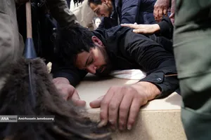  زیارت اهل قبور در پنجشنبه آخر سال 