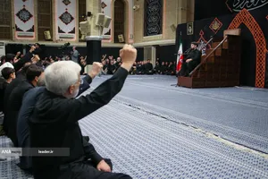 مراسم عزاداری شب هفتم محرم در حسینیه امام خمینی(ره)