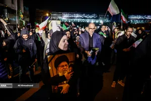 مراسم عزاداری در سوگ رهبر شهید انقلاب - میدان هفت تیر
