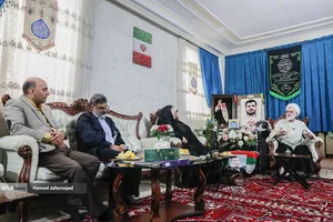 دیدار با خانواده شهید نخبه علی خدایاری