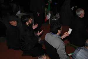 اقامه نماز استغاثه به امام زمان زمان(عج) - چهارراه نبرد خیابان پیروزی