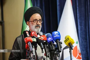 آیین افتتاحیه نمایشگاه عکس &laquo;نَفَس&zwnj;های سوخته&raquo;
