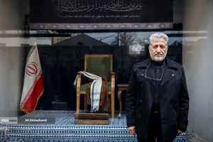 رونمایی از یادمان شهدای جنگ رمضان در مجتمع شهید صدرزاده دانشگاه آزاد