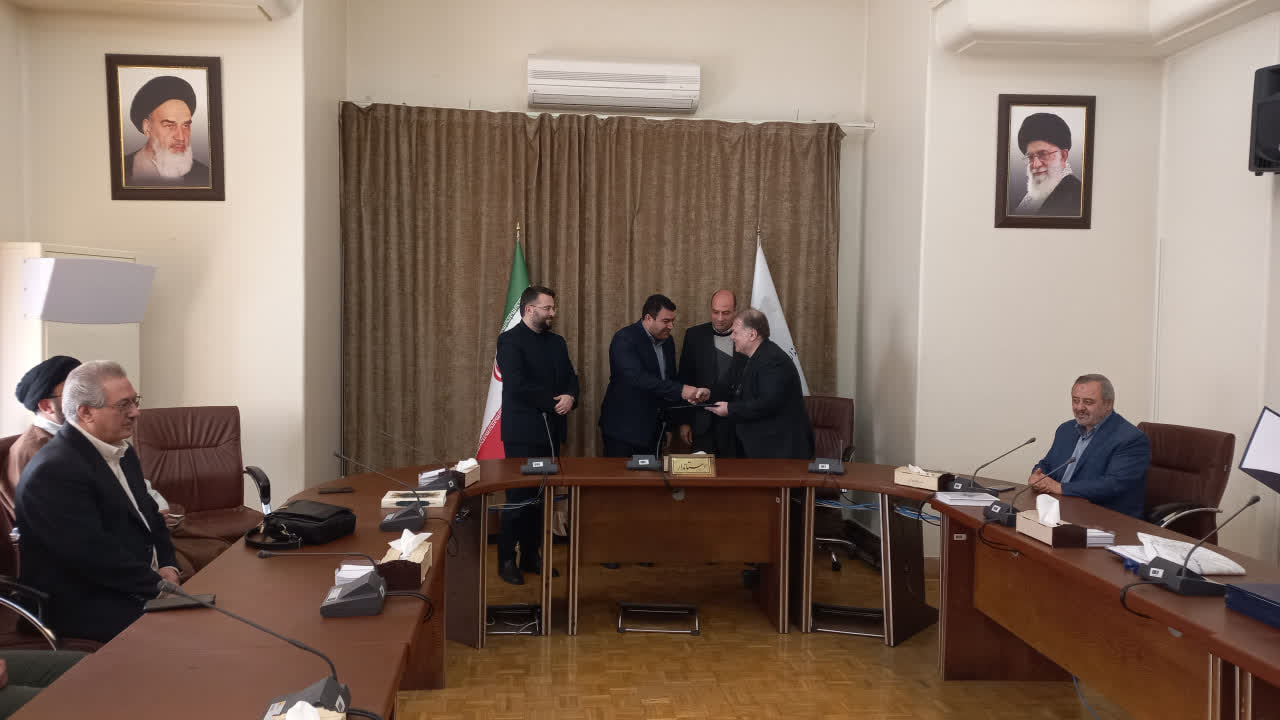 اندیشکده حکمرانی و قانون‌گذاری استان آذربایجان‌شرقی گشایش یافت