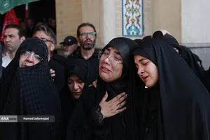 مراسم وداع با رهبر شهید انقلاب حضرت آیت الله سیدعلی خامنه&zwnj;ای (ره) و خانواده ایشان
