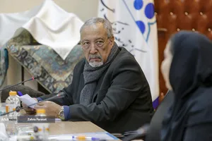 محمود جعفری دهقی دبیر بخش شاهنامه&zwnj;خوانی