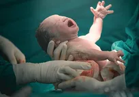 ۵۳ هزار زایمان در ایام جنگ رمضان و ارائه مراقبت‌های بهداشتی به ۳۵۰ هزار کودک