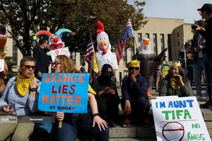 تظاهرات ضد ترامپ &laquo;بدون پادشاه&raquo; در سراسر آمریکا