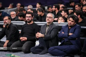 مراسم عزاداری شام غریبان حسینی (ع) در حسینیه امام خمینی