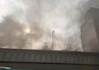 آتش‌سوزی گسترده در بازار جنت تهران مهار شد+ فیلم