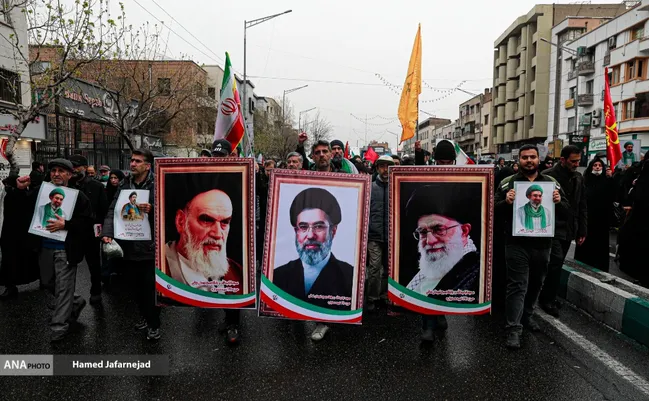 طنین لبیک بیش از ۴۵۰۰ استاد دانشگاه در میثاقِ تاریخی با سومین رهبر انقلاب اسلامی