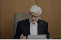 عارف: جنبش دانشجویی پیشگام وفاق ملی شود