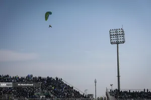 حاشیه دربی ۱۰۶