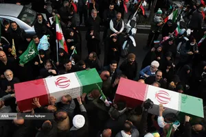 تشییع پیکر شهیدان لاریجانی، سلیمانی و شهدای ناو دنا