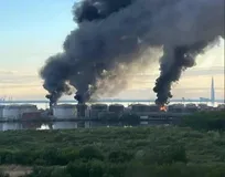 حملات گسترده پهپادی اوکراین به مسکو و سن‌پترزبورگ؛ آتش‌سوزی در پایانه نفتی و اختلال در حمل‌ونقل