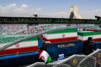 حسین حقیقی قطعه رفیق را برای رهبر شهید خواند +فیلم