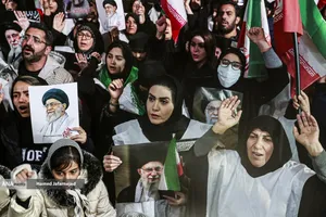  اجتماع مردمی در خونخواهی امام شهید امت - خیابان پیروزی چهارراه کوکاکولا