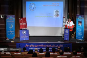 پیرحسین کولیوند رئیس جمعیت هلال&zwnj; احمر