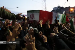 تشییع پیکر شهیدان لاریجانی، سلیمانی و شهدای ناو دنا
