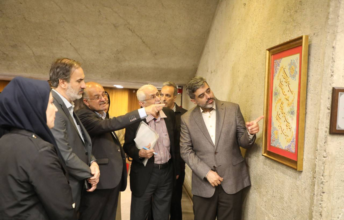 «خط وطن» در برج آزادی گشایش یافت / حضور سخنگوی دولت و مدیران فرهنگی در آیین افتتاح «خط وطن» در برج آزادی گشایش یافت / حضور سخنگوی دولت و مدیران فرهنگی در آیین افتتاح