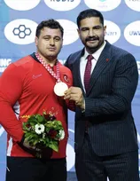 آکگول بعد از قهرمانی کایالپ: کنار رضا خواهیم بود تا سیزدهمین طلایش را بگیرد