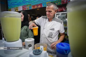 شهدت طهران هذا الأسبوع درجات حرارة بلغت 40 درجة مئوية، واجتاحت موجة صيف حارقة العاصمة.