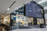 بورس چقدر از سراشیبی فاصله گرفت؟