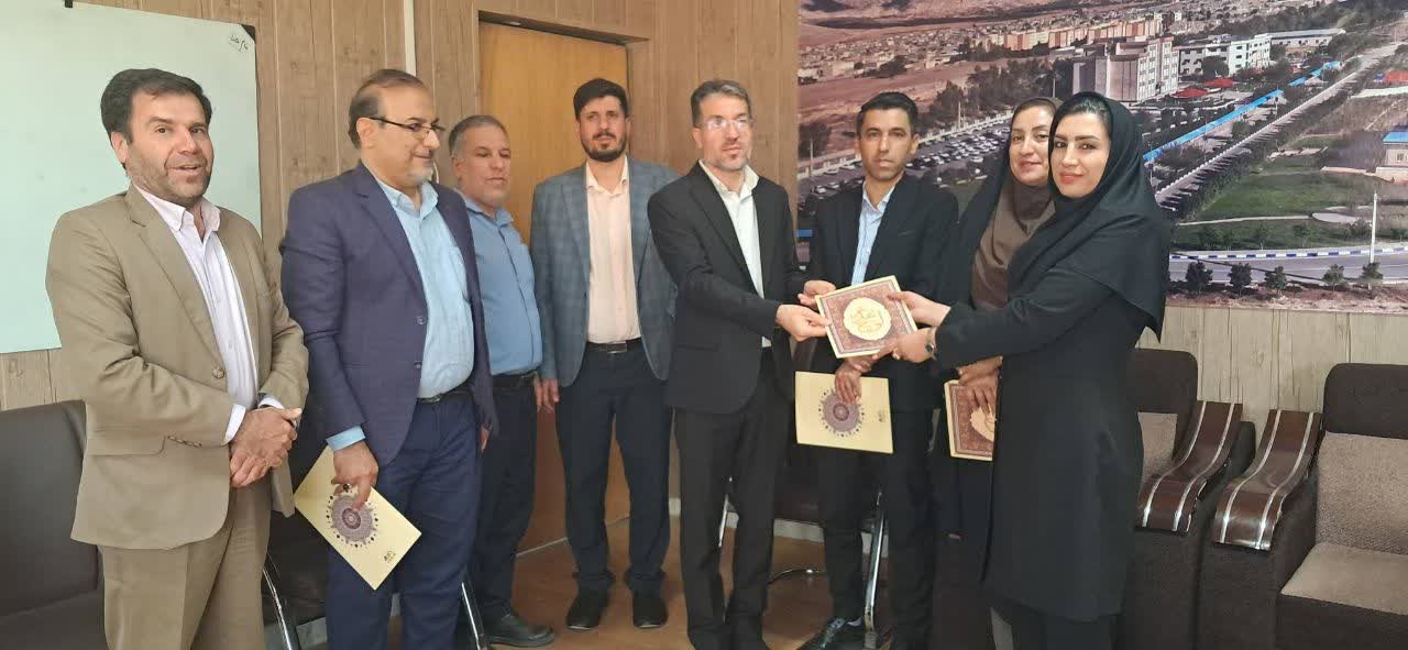 مسیر پیشرفت علمی دانشگاهها بدون نقشآفرینی فعال اعضای هیئت علمی امکانپذیر نیست مسیر پیشرفت علمی دانشگاهها بدون نقشآفرینی فعال اعضای هیئت علمی امکانپذیر نیست
