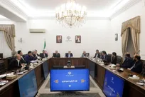 عارف: عواید حاصله از مصوبه بنزین در قالب کالابرگ به مردم ارائه می‌شود