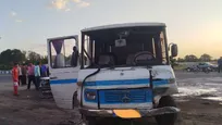 واژگونی مینی‌بوس در روستای فریزی چناران با ۱۸ مصدوم و یک جان‌باخته