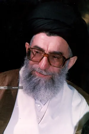 مجموعه تصاویر قاب های ماندگار از مجاهد خستگی ناپذیر حضرت آیت&zwnj;الله العظمی شهید سیدعلی حسینی خامنه&zwnj;ای(رحمه الله علیه)