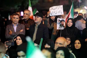 اجتماع خانواده دانشگاه آزاد اسلامی در تجدید بیعت با رهبر انقلاب