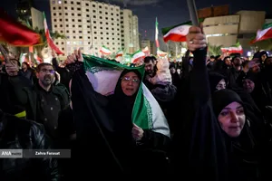 مراسم عزاداری در سوگ رهبر شهید انقلاب - میدان ولیعصر (عج)