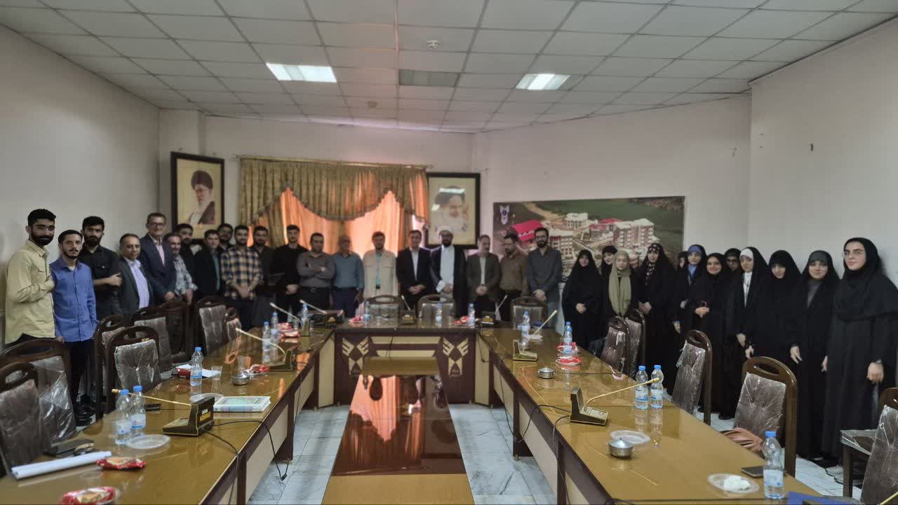 بسیج دانشجویی با شناسایی ظرفیتهای دانشجویان به تقویت روحیه مسئولیتپذیری و کار گروهی آنان کمک میکند بسیج دانشجویی با شناسایی ظرفیتهای دانشجویان به تقویت روحیه مسئولیتپذیری و کار گروهی آنان کمک میکند