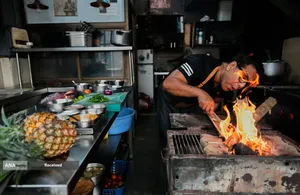 محدودیت عبور کشتی ها در تنگه هرمز و بحران نفت،گاز،غذا در جهان